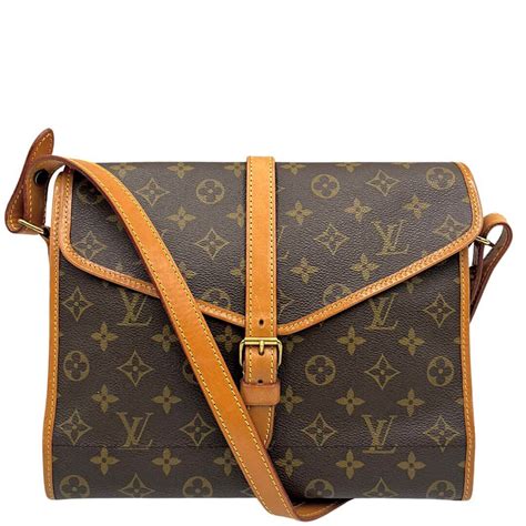 prezzo cartella louis vuitton|Louis Vuitton italiano.